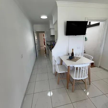 Ferienapartment In Pebble * 산미겔데아보나