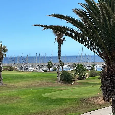 Ferienapartment In Pebble Apartament
