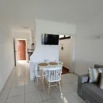 Ferienapartment In Pebble サンミゲル・デ・アボナ