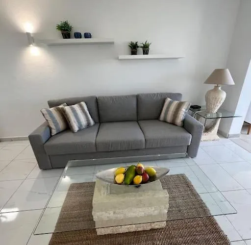 Ferienapartment In Pebble サンミゲル・デ・アボナ